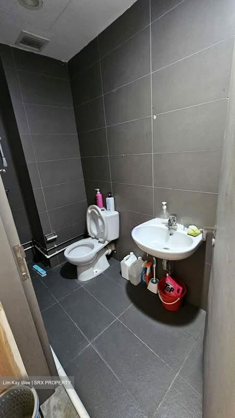 9 @ Tagore (D26), Factory #579077331